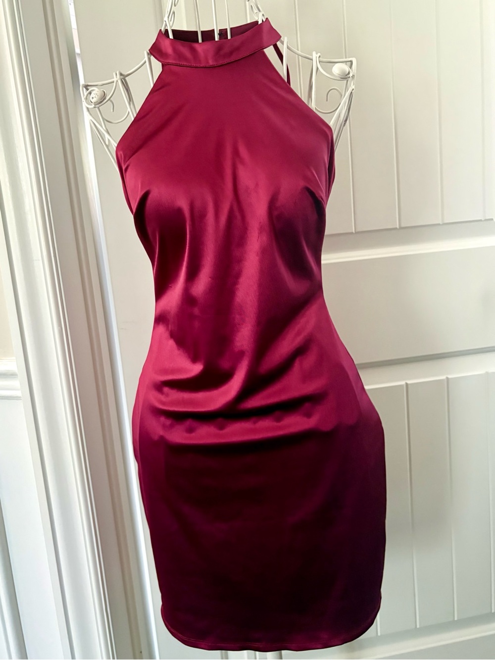 Satin Halter Body-con Dress